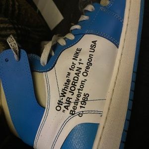 Unc off-white Air Force 1’s